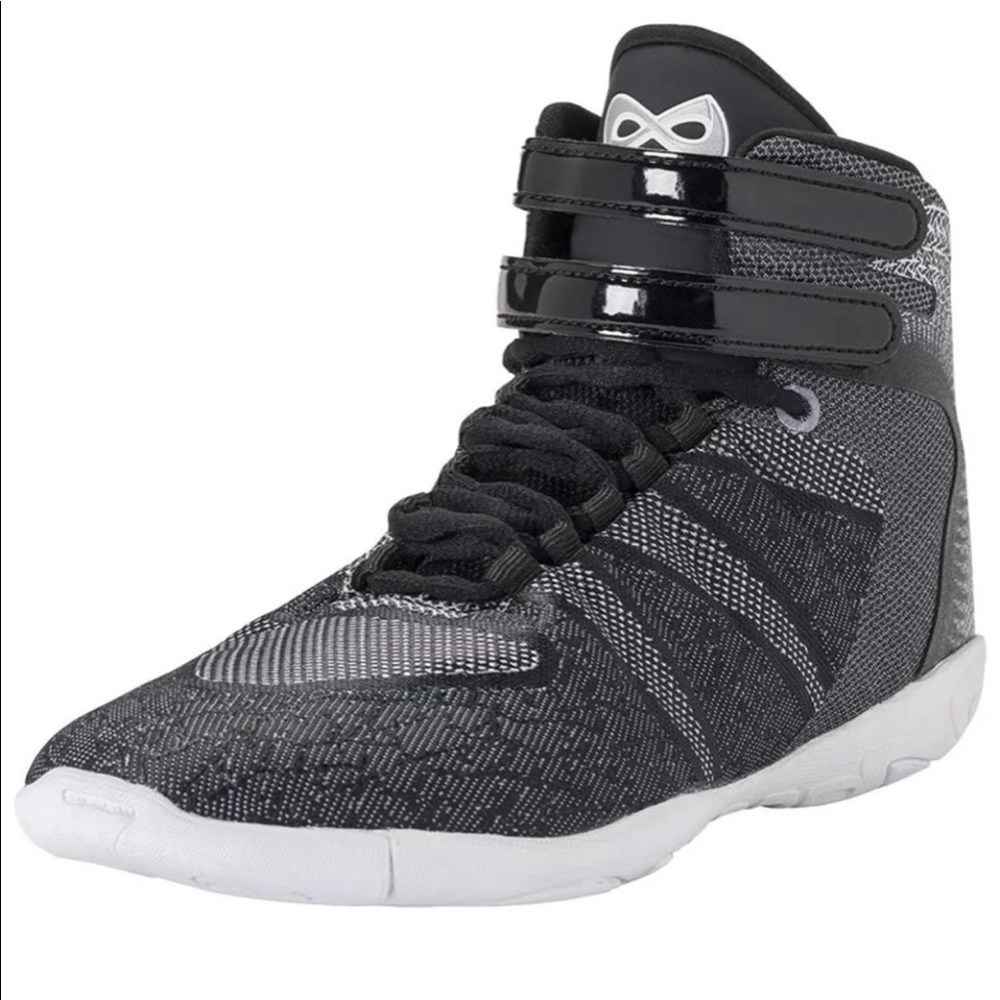 Nfinity titan cheer shoes size 7.5 brand new